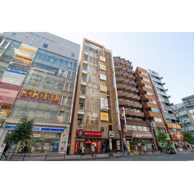 新宿駅より徒歩5分の好立地/最大8名利用可能/家具家電充実/Wi-Fi完備/小滝橋パシフィカビル 901の物件地図