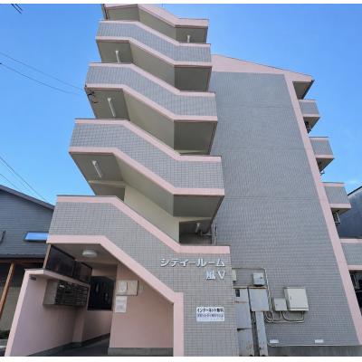 ★wi-fi・駐車場無料★角部屋★バストイレ別★工場地帯・アウトレットに近く法人利用もおすすめ★GM北九州10の物件地図
