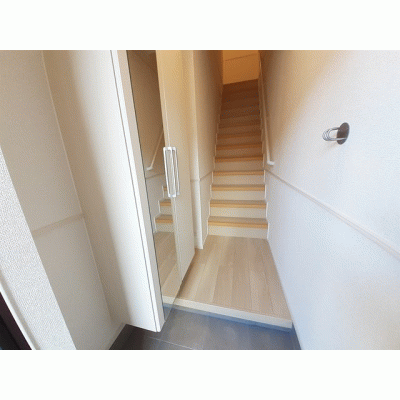 ＣＬＯＶＥ　ー　Ⅱ 101【管理NO：1-027114102-01010】 ★家具家電は申し込み後に搬入しますの物件地図