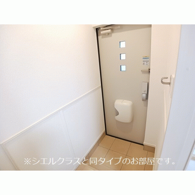 チェリーブロッサムＣ 205【管理NO：1-010898901-02040】 ★家具家電は申し込み後に搬入しますの物件地図