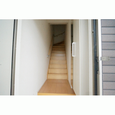 Ｆｒｉｅｎｄｌｙ 203【管理NO：1-013755201-02030】 ★家具家電は申し込み後に搬入します 2026年07月下旬入居可能の物件地図