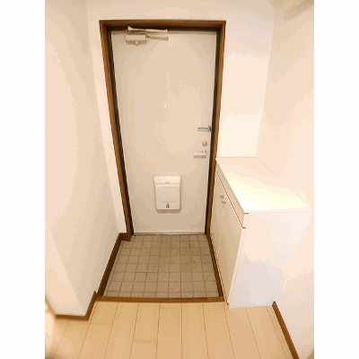 フラワープレイス 104【管理NO：1-005171401-01040】 ★家具家電は申し込み後に搬入しますの物件地図
