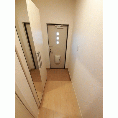 グランドバレー 503【管理NO：1-005156301-05030】 ★家具家電は申し込み後に搬入します 2026年07月中旬入居可能の物件地図