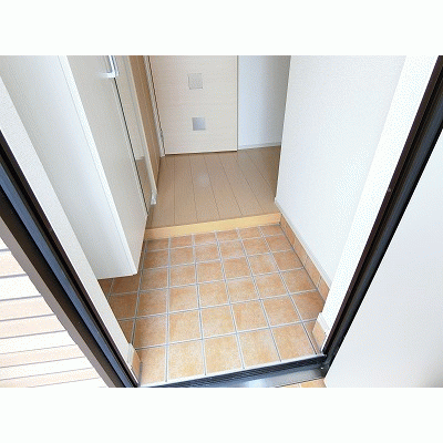 ロイヤル　オーク 101【管理NO：1-028689901-01010】 ★家具家電は申し込み後に搬入します 2026年08月上旬入居可能の物件地図
