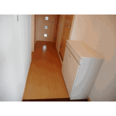レザン 201【管理NO：1-009352701-02010】 ★家具家電は申し込み後に搬入します 2026年07月下旬入居可能の物件地図