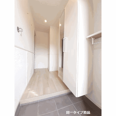 ヒカルサ新潟姥ケ山 101【管理NO：1-028664001-01010】 ★家具家電は申し込み後に搬入します 2026年09月下旬入居可能の物件地図