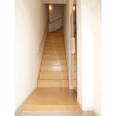 フィオリース．３ 205【管理NO：1-018418501-02040】 ★家具家電は申し込み後に搬入しますの物件地図