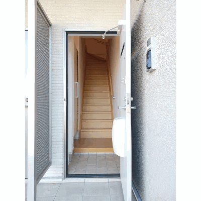 ロータス 202【管理NO：1-016888401-02020】 ★家具家電は申し込み後に搬入しますの物件地図
