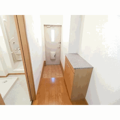 リバーサイド三城 103【管理NO：1-013883601-01030】 ★家具家電は申し込み後に搬入します 2026年07月中旬入居可能の物件地図