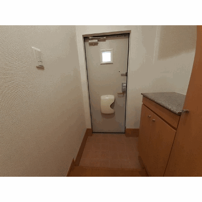 ロウクワト 101【管理NO：1-014488301-01010】 ★家具家電は申し込み後に搬入します 2026年07月中旬入居可能の物件地図