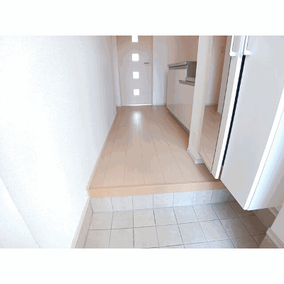 アマルフィ３７ 103【管理NO：1-018456301-01030】 ★家具家電は申し込み後に搬入しますの物件地図