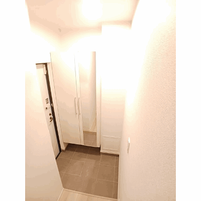 グリーン　オレンジ　Ｃ 205【管理NO：1-027525203-02050】 ★家具家電は申し込み後に搬入しますの物件地図