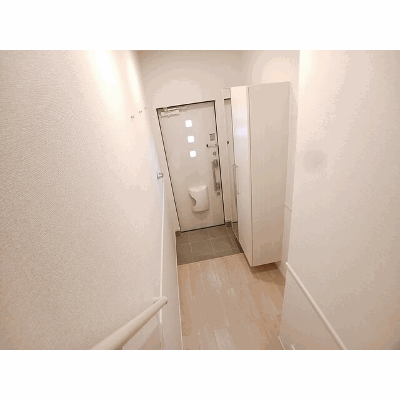 セレブレイト　Ⅱ 201【管理NO：1-026492201-02010】 ★家具家電は申し込み後に搬入しますの物件地図