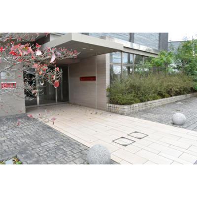【先着順】【オフシーズンにつき60％OFF】【ネット無料/浴室乾燥機付き】　エイペックス北梅田🚭　［C.1263090］の物件地図