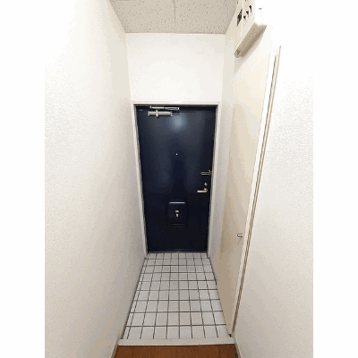 瀬戸館 301【管理NO：1-003845701-03010】 ★家具家電は申し込み後に搬入します 2026年08月下旬入居可能の物件地図