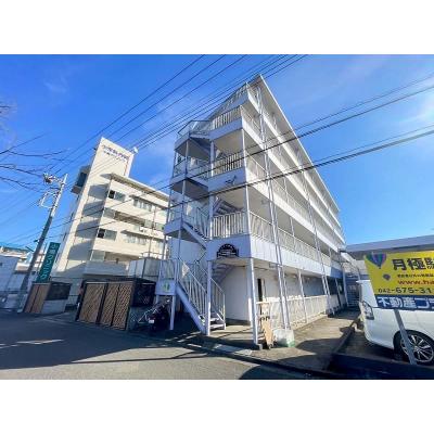ユニオンマンスリー京王堀之内３　202　1R・シングル☆【禁煙ルーム】便利な宅配ボックス完備/デスク・チェア＆たっぷり収納2ドア冷蔵庫など生活家電のあるお部屋/中央大学多摩キャンパスまで徒歩通学の物件地図