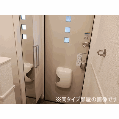 アラモード 206【管理NO：1-028433401-02060】 ★家具家電は申し込み後に搬入します 2026年10月上旬入居可能の物件地図