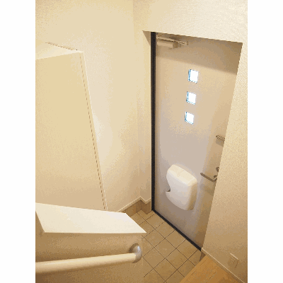 シャイニー 205【管理NO：1-021856401-02040】 ★家具家電は申し込み後に搬入します 2026年09月上旬入居可能の物件地図