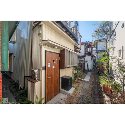  東京都大田区のまるまる貸切の一軒家 | 羽田空港2駅 | 穴守稲荷駅徒歩10分| 最大6名 【037101】の物件地図