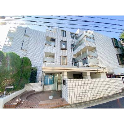 ユニオンマンスリー表参道１　302　1R・シングル☆■安心のオートロック完備♪デスク＆チェア付き♪２ドア冷蔵庫でたっぷり収納♪の物件地図